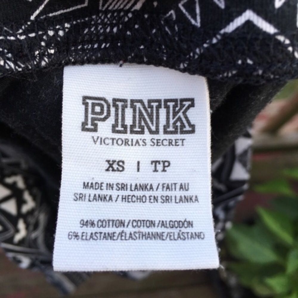 XS Victoria's Secret PINK Leggings Aztec Black Yoga Pants Workout Loungewear - Picture 4 of 4